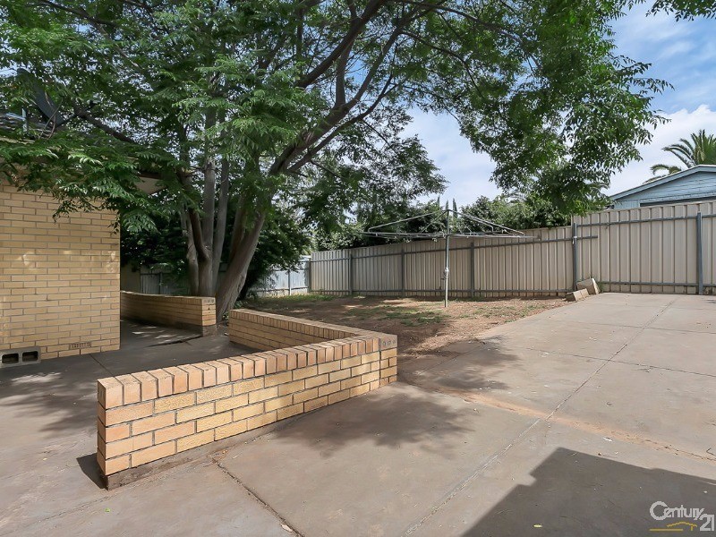 30 Bowman Crescent, Enfield SA 5085