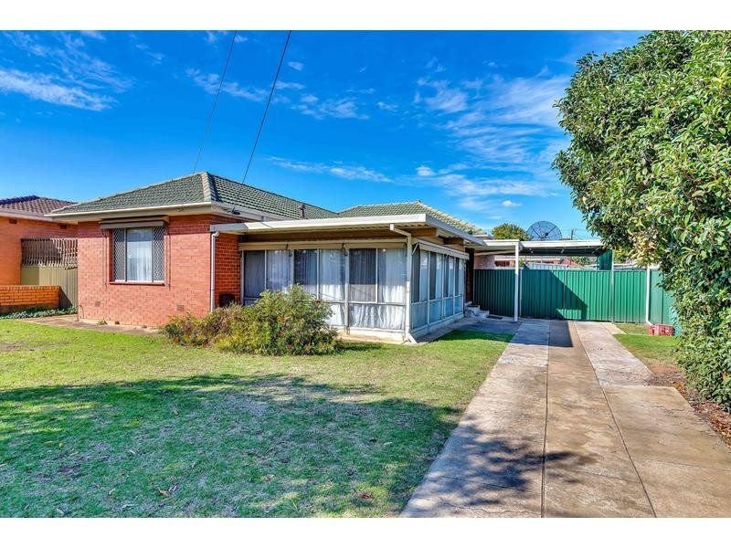 13 BARLI CRESCENT, Gepps Cross SA 5094