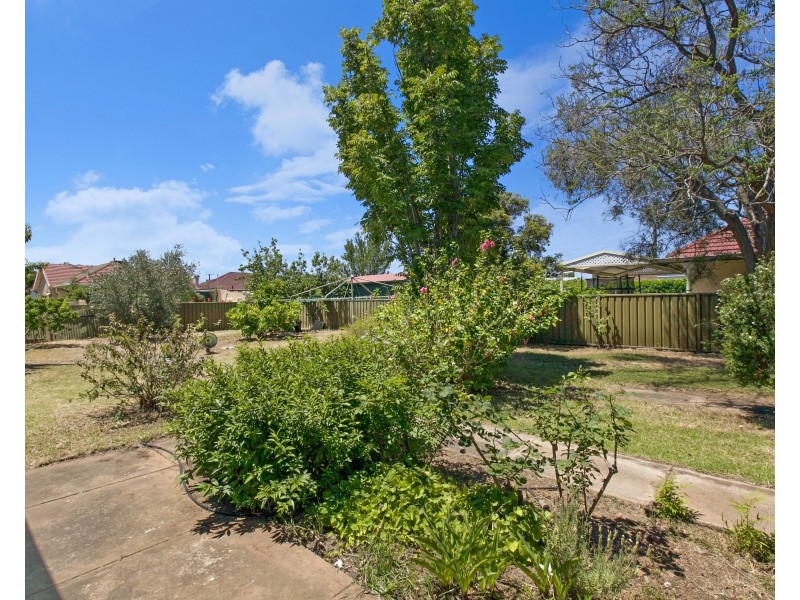 24 Auburn Crescent, Croydon Park SA 5008