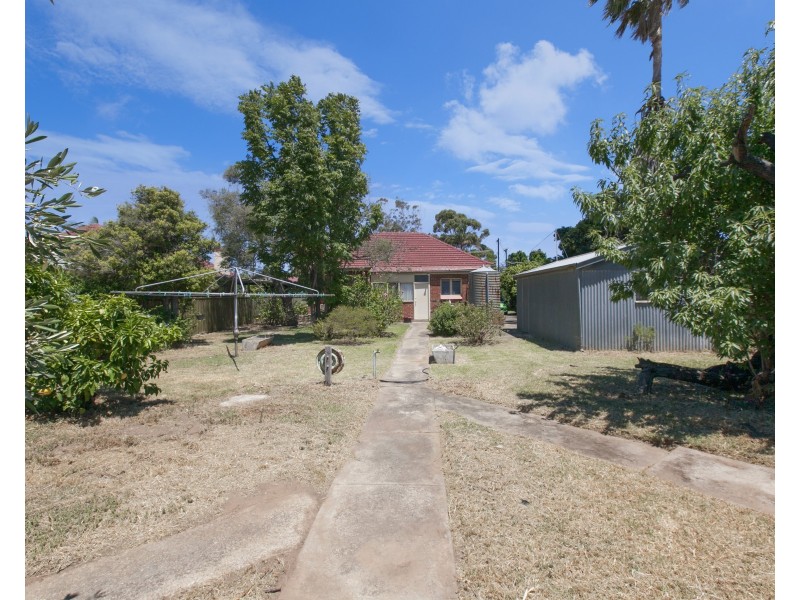 24 Auburn Crescent, Croydon Park SA 5008