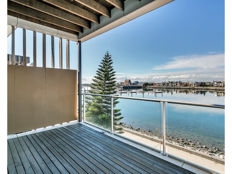 11 Karra Cove, New Port SA 5015