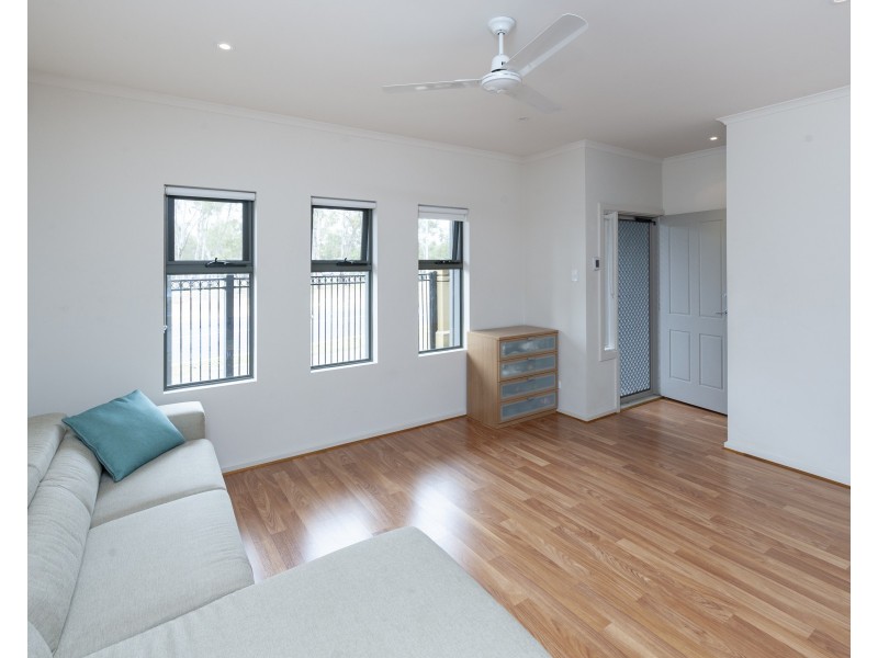 35/8 Fourth Ave, Mawson Lakes SA 5095