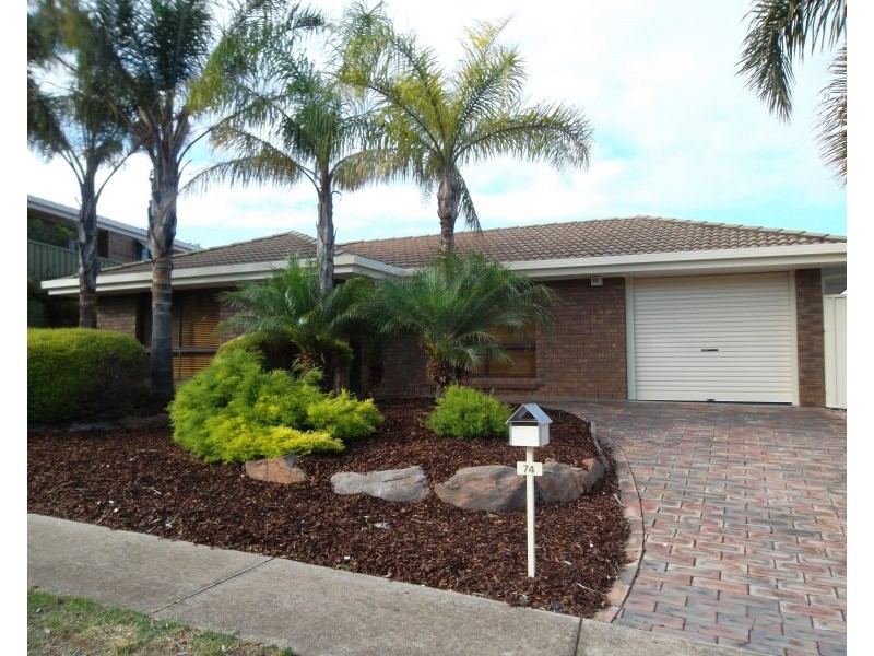 74  Ragamuffin Drive, Hallett Cove SA 5158