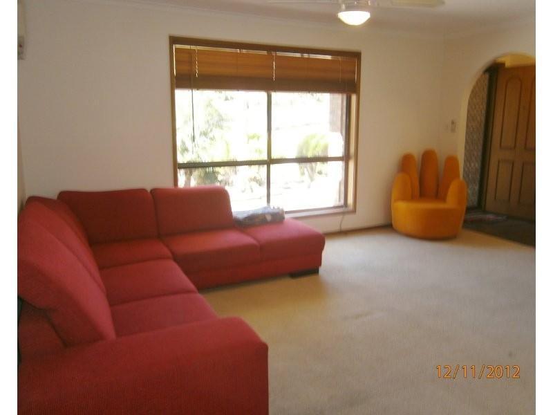 74  Ragamuffin Drive, Hallett Cove SA 5158