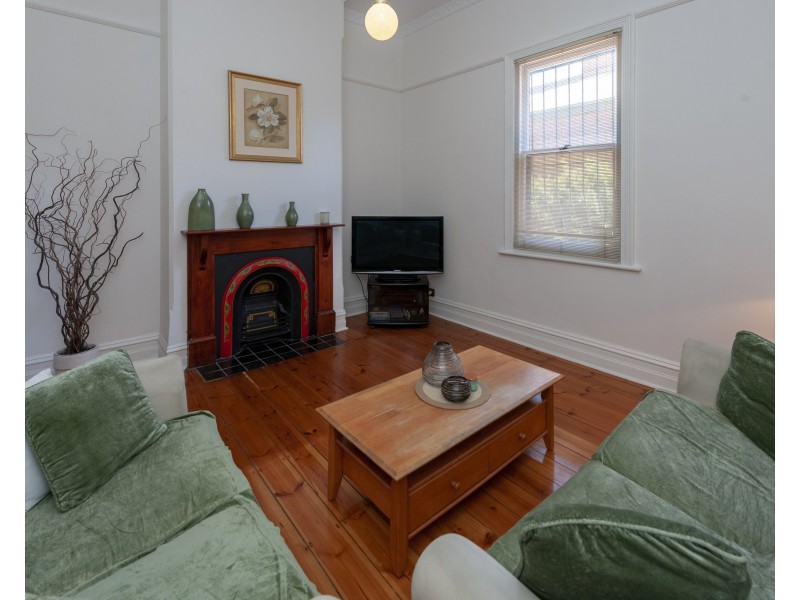 23 Airlie Ave, Prospect SA 5082