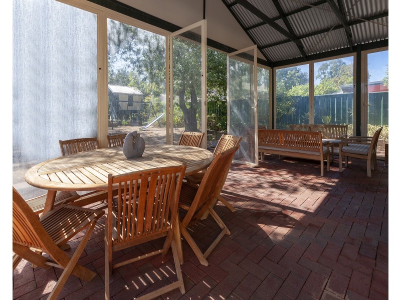 23 Airlie Ave, Prospect SA 5082