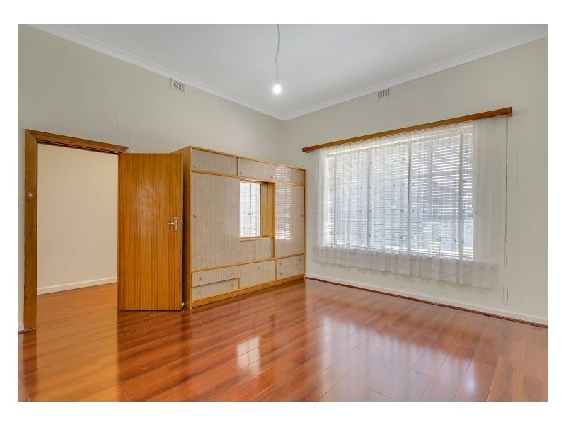 2 Graham Place, Prospect SA 5082