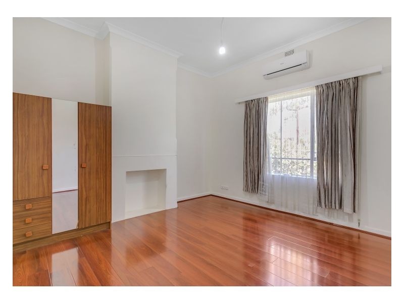 2 Graham Place, Prospect SA 5082