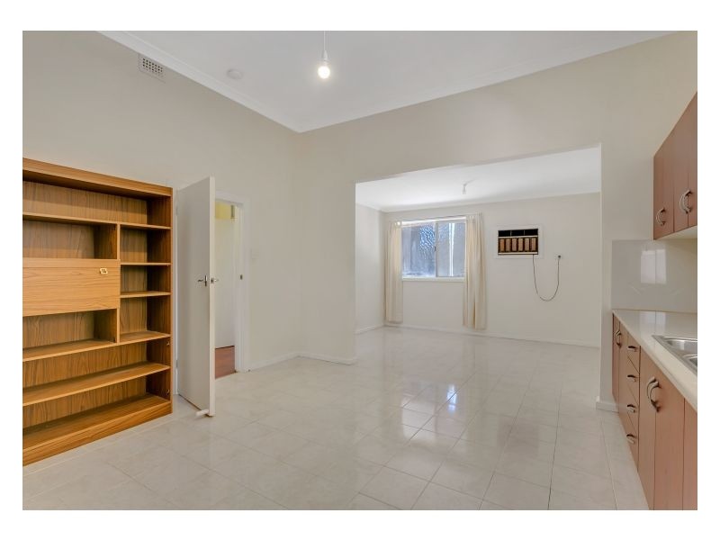 2 Graham Place, Prospect SA 5082
