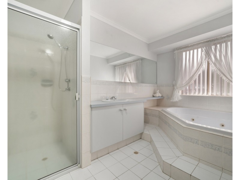 62 Noya Ave, Modbury Heights SA 5092