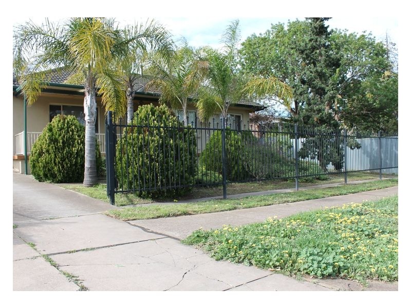 5 Liberman Road, Para Hills SA 5096