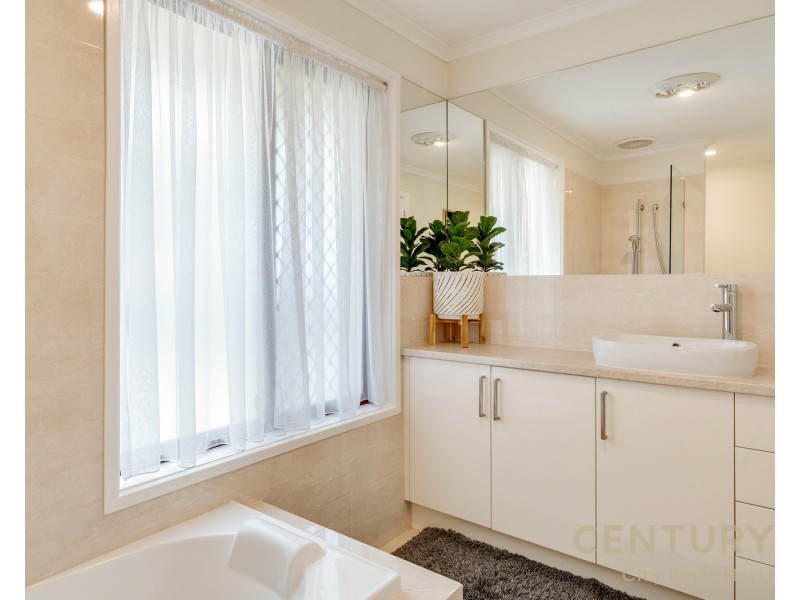 8 Trellios St, Modbury SA 5092