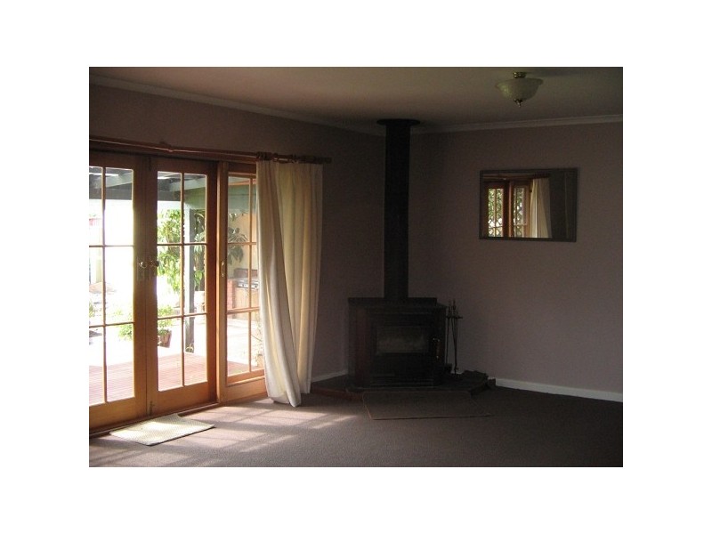 17 GWENDOLINE STREET, Mount Gambier SA 5290