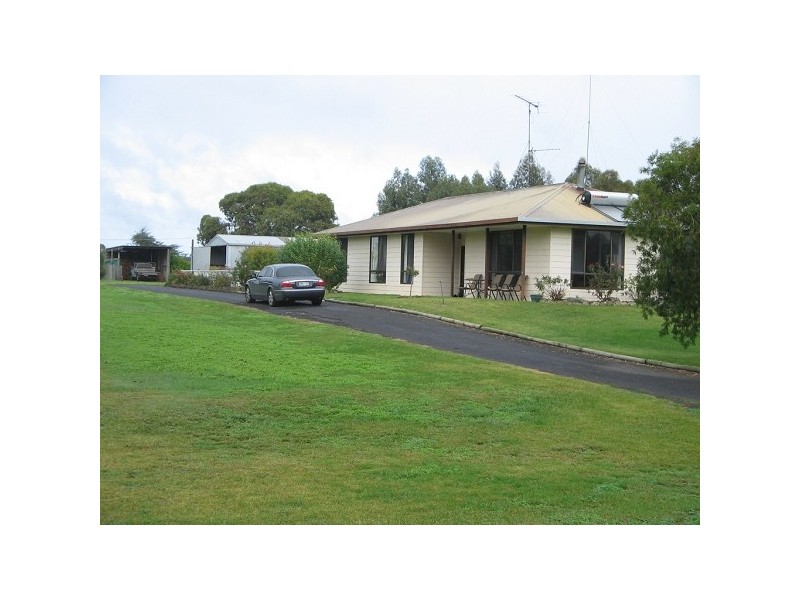 142 LANG STREET, Dartmoor VIC 3304