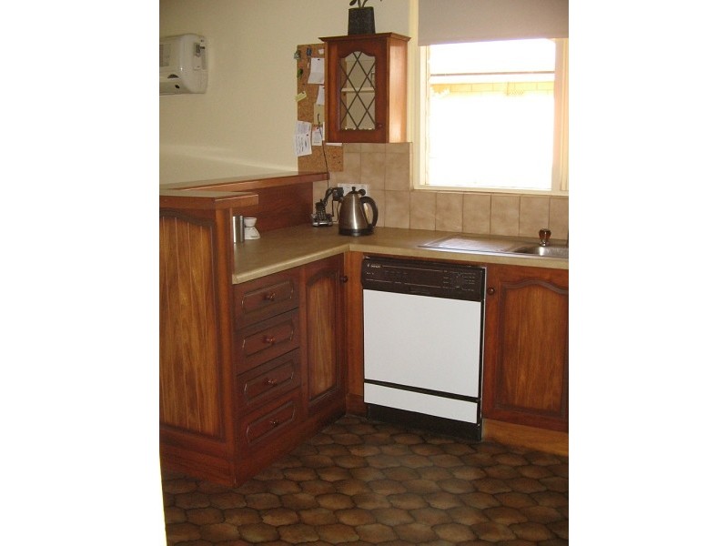 2 PIGEON STREET, Mount Gambier SA 5290