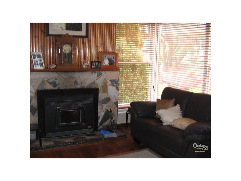 57 MEYLIN STREET, Port Macdonnell SA 5291