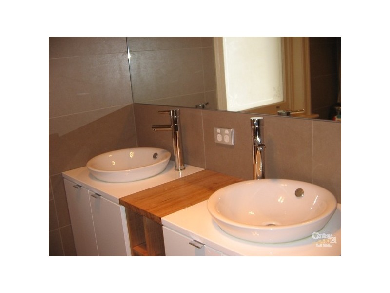 6 LAKE TERRACE EAST, Mount Gambier SA 5290