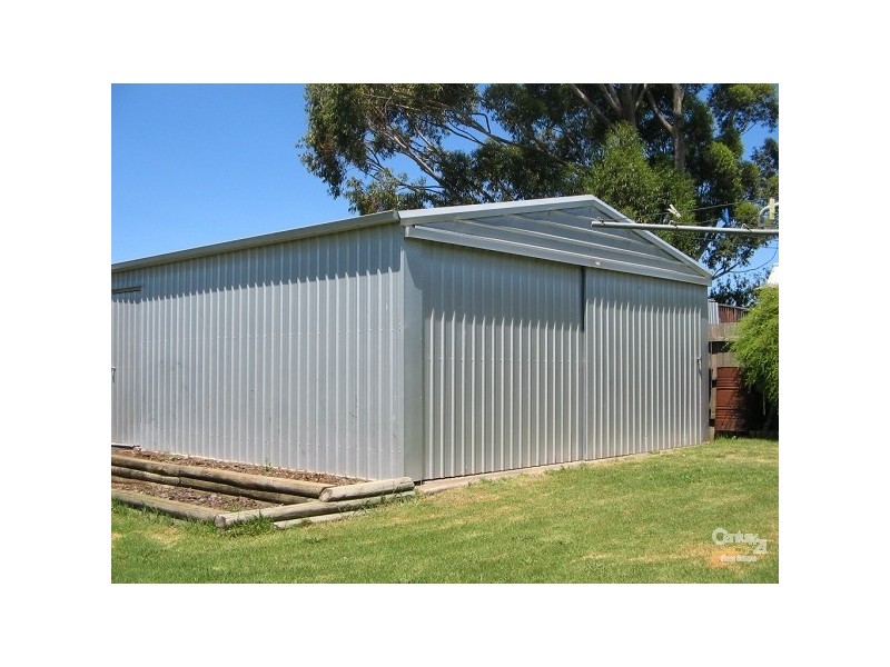 8 Anzac Court, Dartmoor VIC 3304