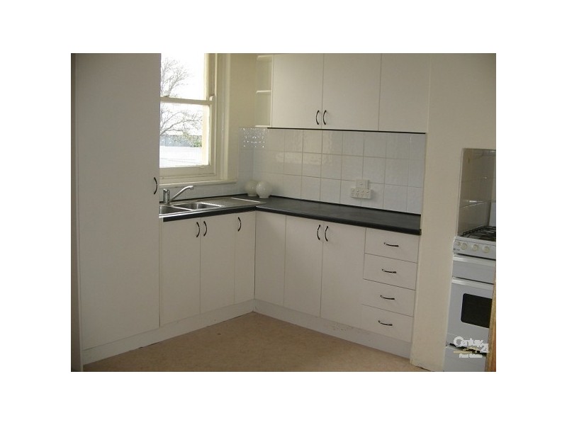 27 Douglas Street, Mount Gambier SA 5290