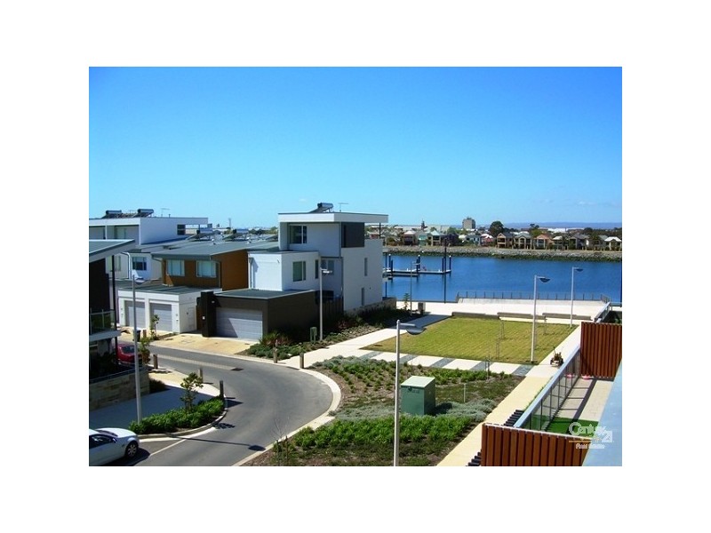 305/16-18 Wirra Drive, Port Adelaide SA 5015