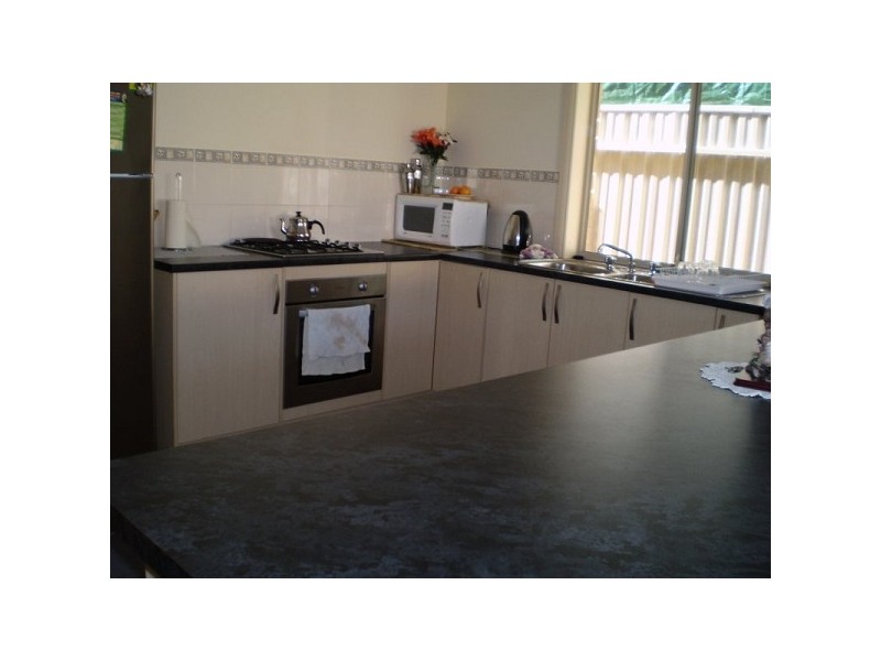 15 York St, Northfield SA 5085