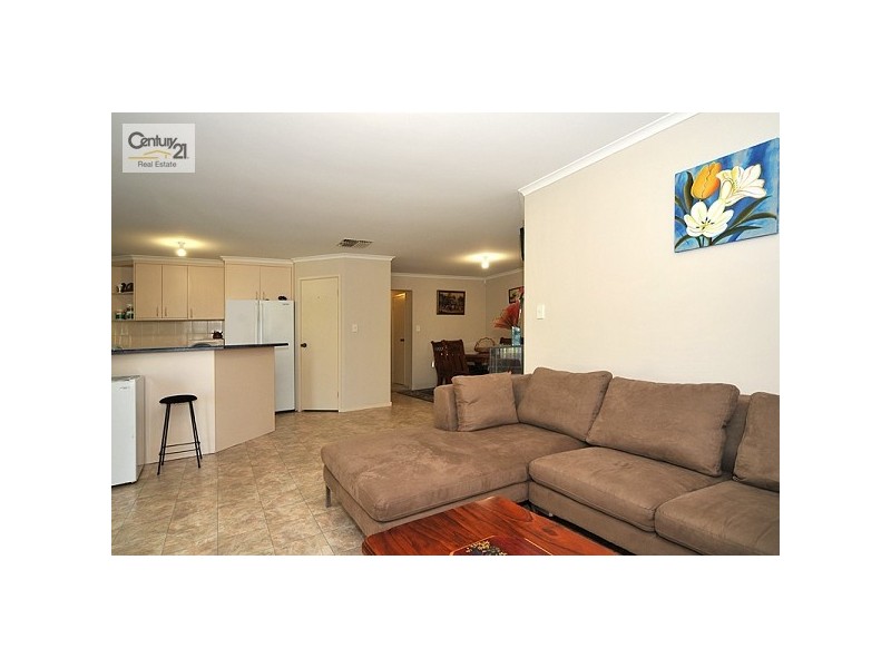 6 Lakeside Drive, Paralowie SA 5108