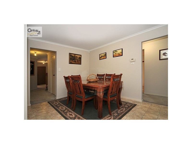 6 Lakeside Drive, Paralowie SA 5108
