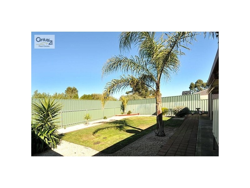 6 Lakeside Drive, Paralowie SA 5108