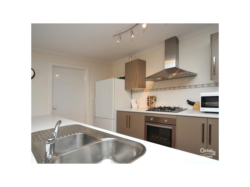 13 Banff St, Burton SA 5110