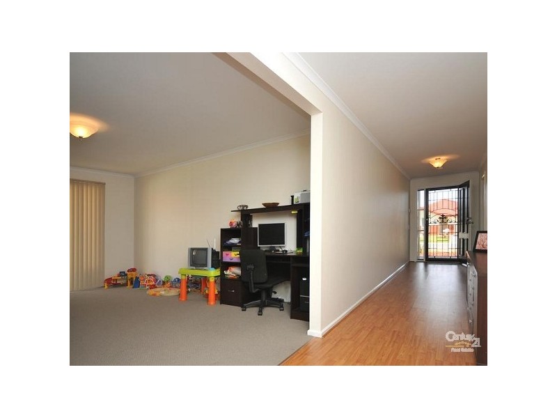 13 Banff St, Burton SA 5110