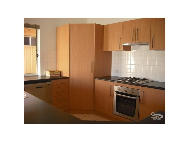 5 Macquarie Avenue, Hillcrest SA 5086