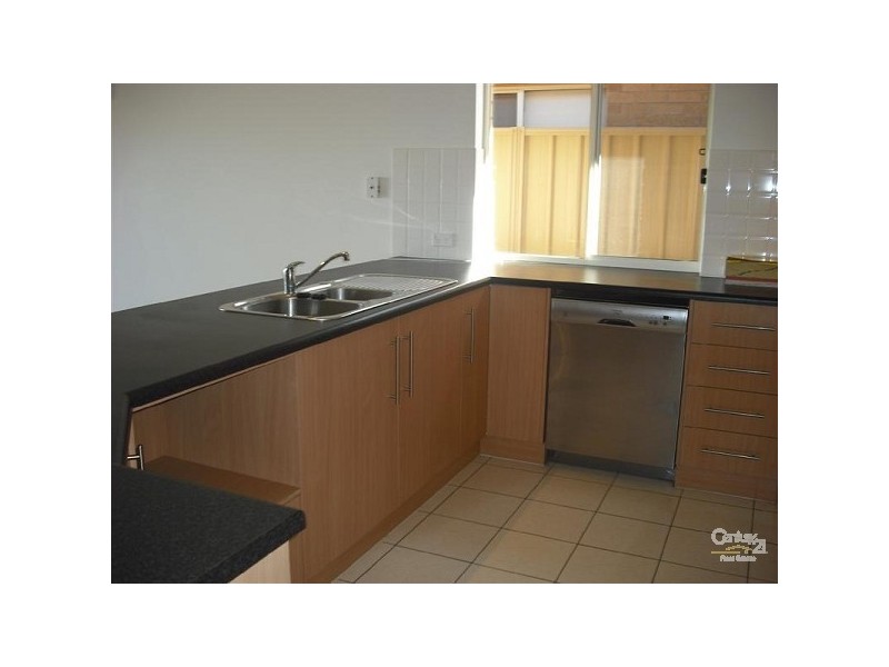 5 Macquarie Avenue, Hillcrest SA 5086