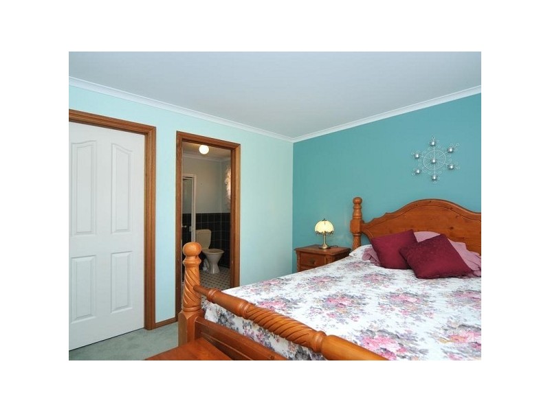 18 Taylor Street, Modbury Heights SA 5092