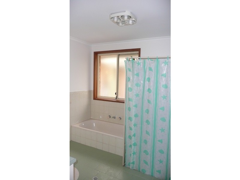 2 Reseda Court, Wynn Vale SA 5127
