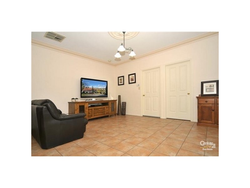 2 Heddle Court, Greenwith SA 5125