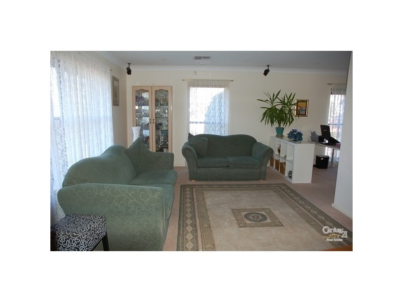 22 Anthony Road, Para Vista SA 5093