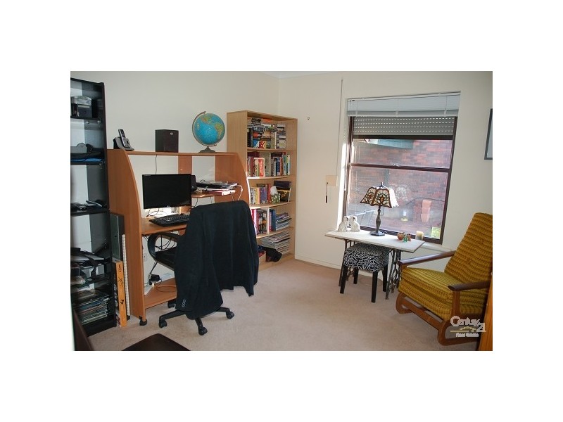 22 Anthony Road, Para Vista SA 5093