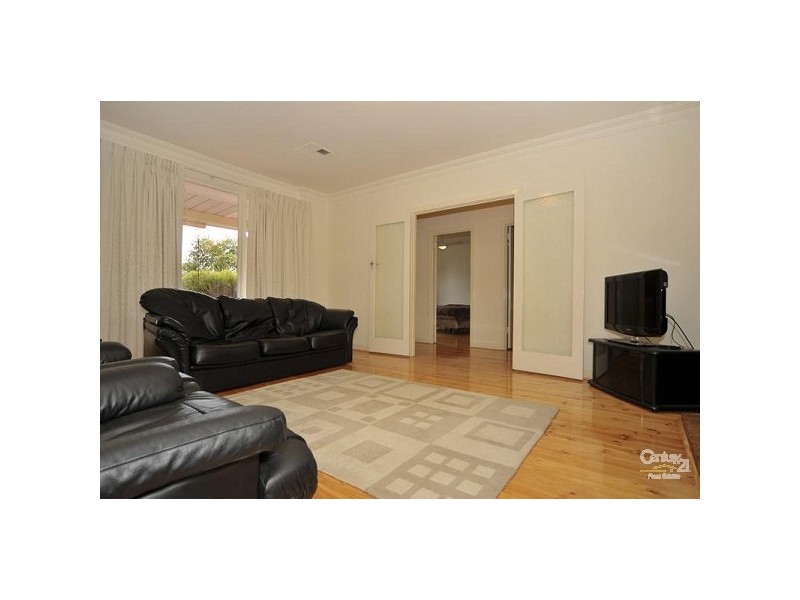 15 Stacey Crescent, Klemzig SA 5087