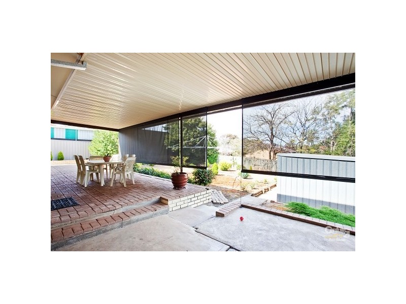 15 Nagle Avenue, Gulfview Heights SA 5096