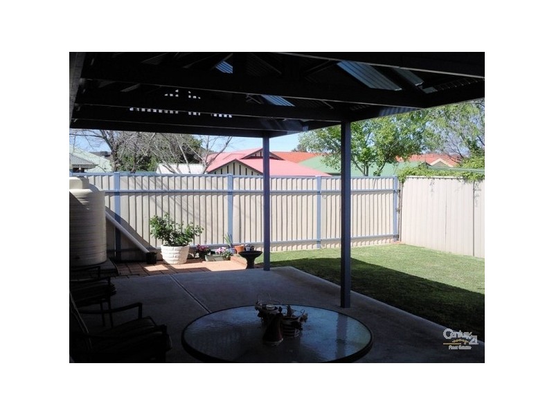 11 Hanbury Court, Oakden SA 5086