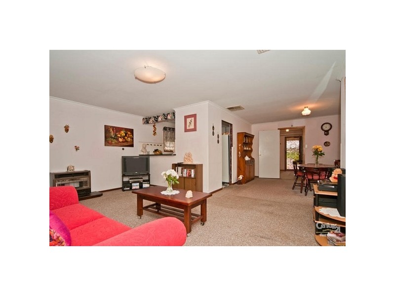 8 Cuneo Place, Golden Grove SA 5125