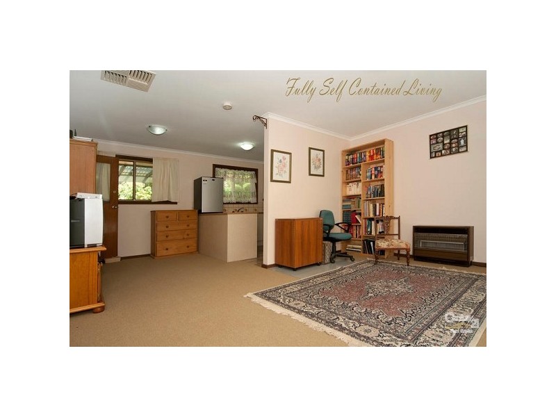 42 Eva Avenue, Redwood Park SA 5097