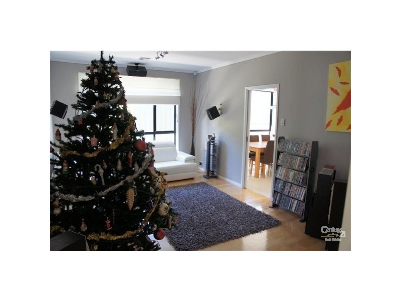 70 Walkleys Road, Valley View SA 5093