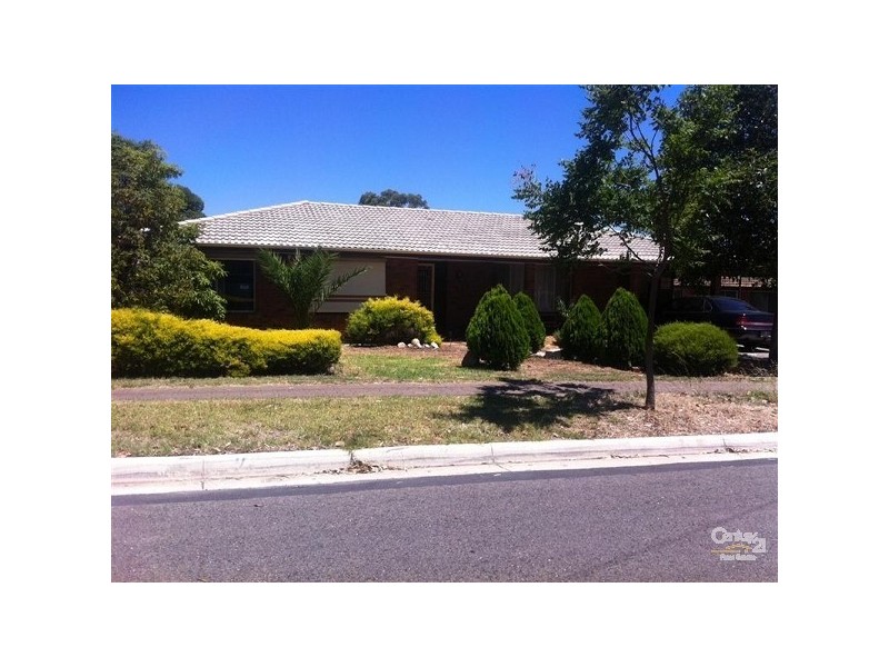 31 Lorraine Avenue, Para Vista SA 5093