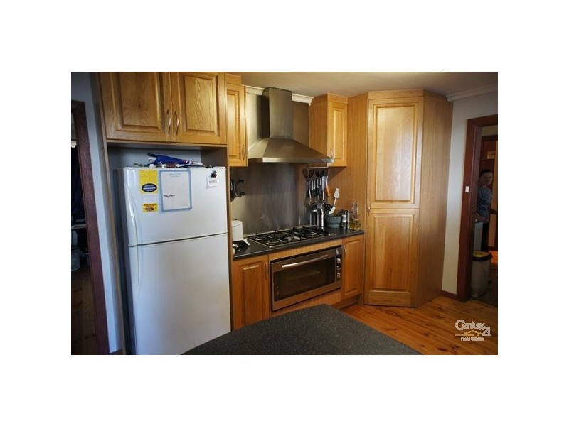 31 Lorraine Avenue, Para Vista SA 5093