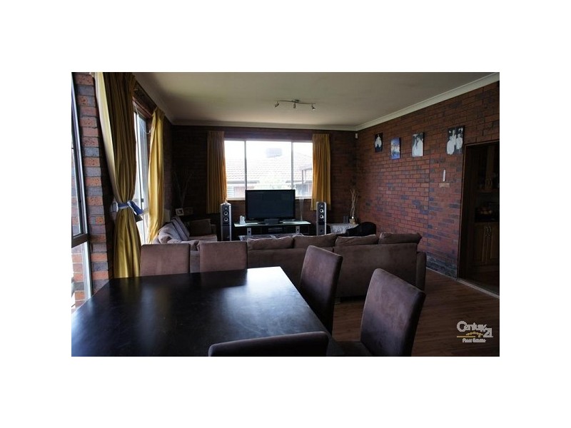 31 Lorraine Avenue, Para Vista SA 5093