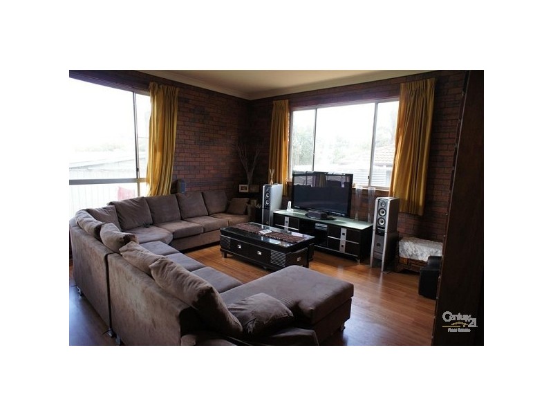 31 Lorraine Avenue, Para Vista SA 5093