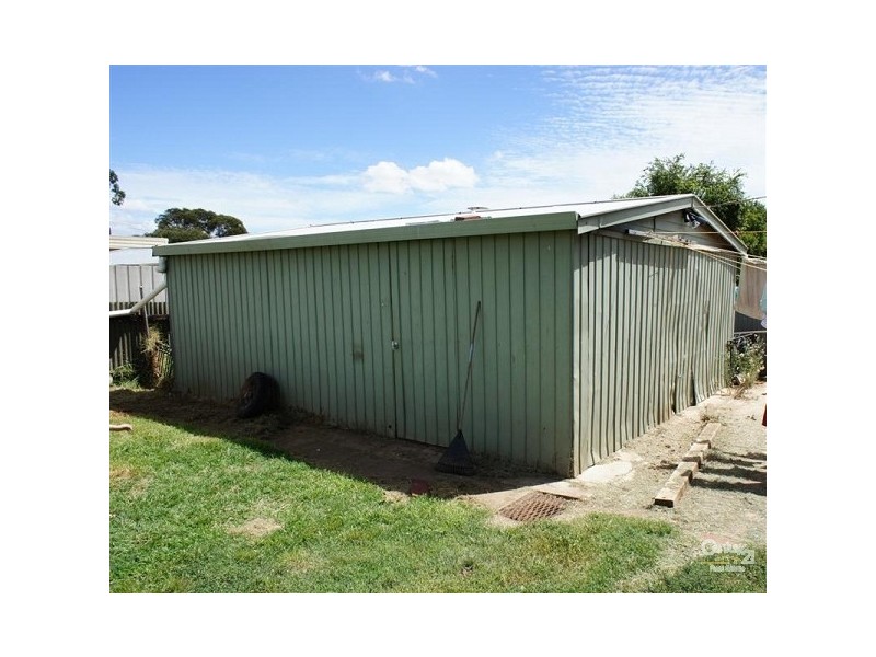 31 Lorraine Avenue, Para Vista SA 5093