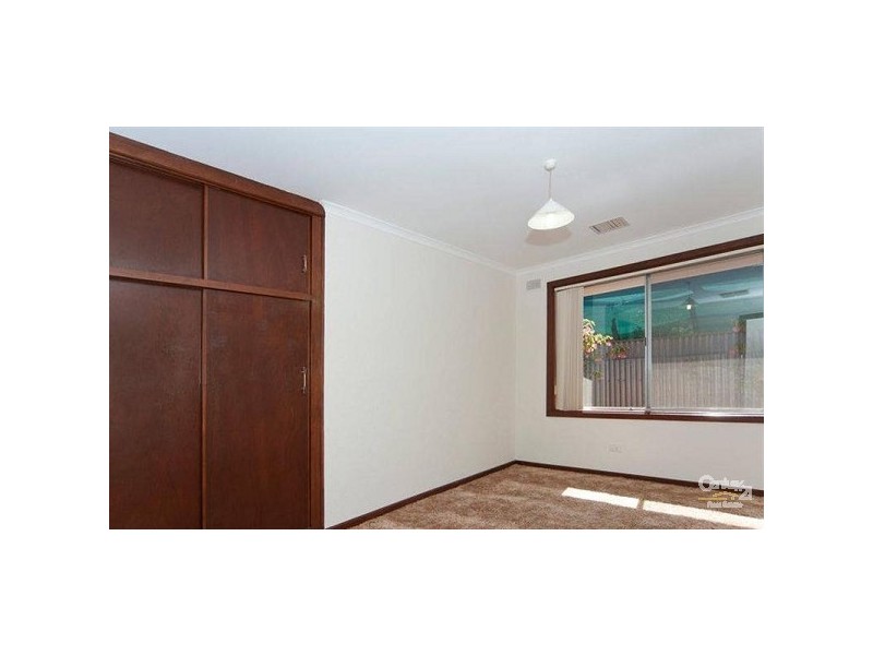 15 Domain Avenue, Para Vista SA 5093