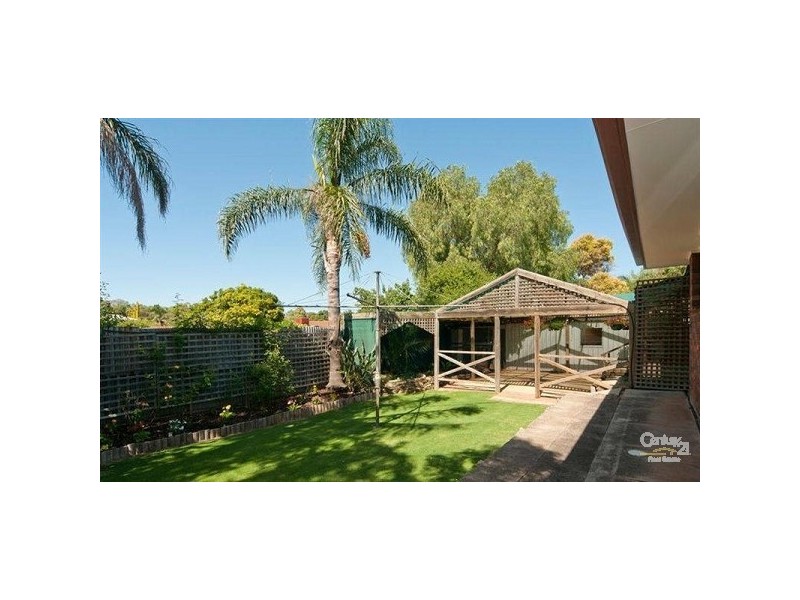 15 Domain Avenue, Para Vista SA 5093
